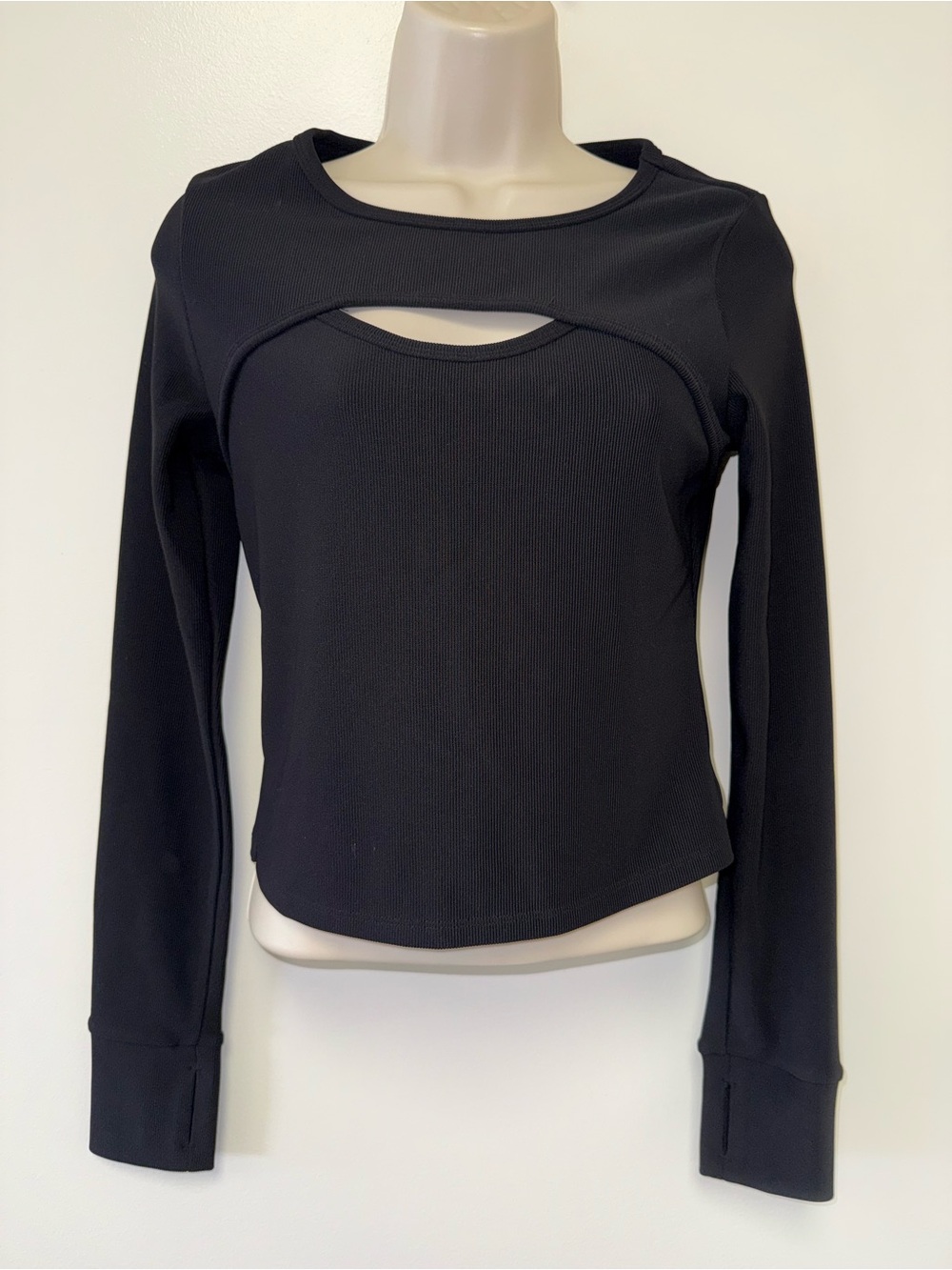 Move Theology (Large) Black Ribbed Long Sleeve Crop Top with Open Slit Front